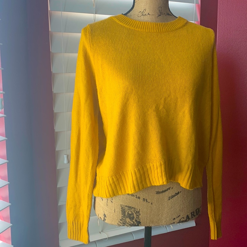 H&M Divided sweater, size S